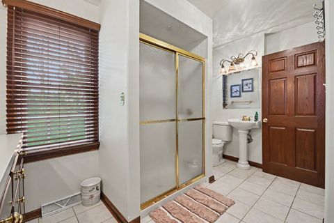 Tiny photo for 6433 W 82nd Street, Burbank, IL 60459 (MLS # 12636614)