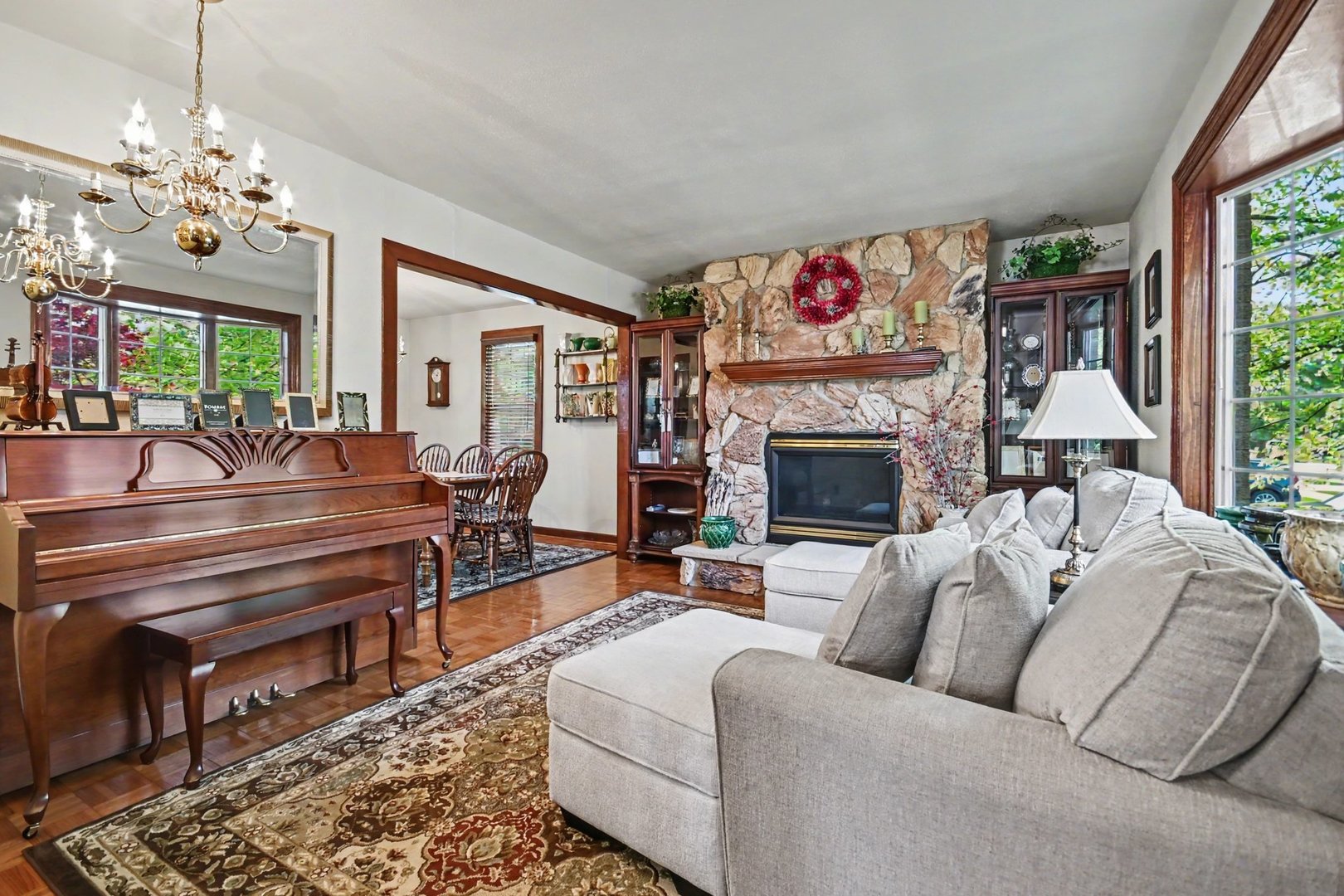 6433 W 82nd Street
