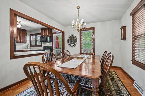 Tiny photo for 6433 W 82nd Street, Burbank, IL 60459 (MLS # 12636614)