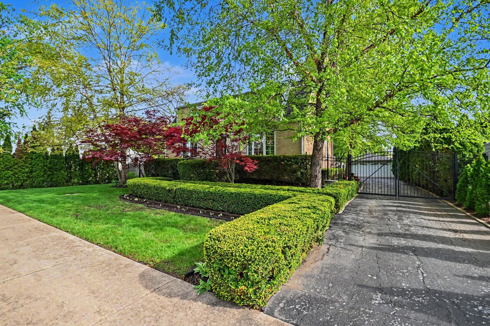 6433 W 82nd Street
