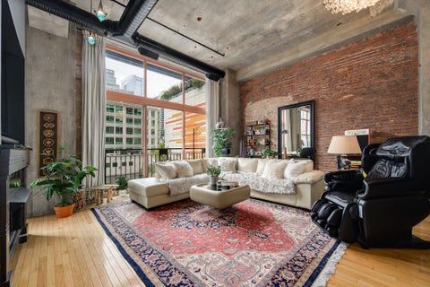 Tiny photo for 360 W Illinois Street #2F, Chicago, IL 60654 (MLS # 12753999)