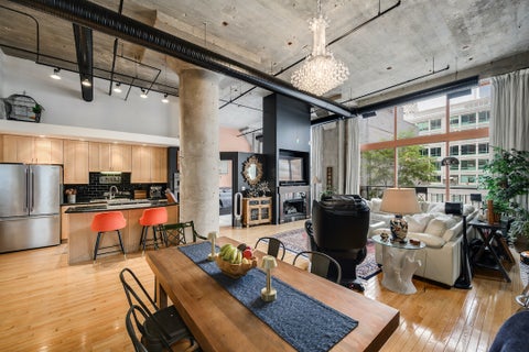 Tiny photo for 360 W Illinois Street #2F, Chicago, IL 60654 (MLS # 12753999)