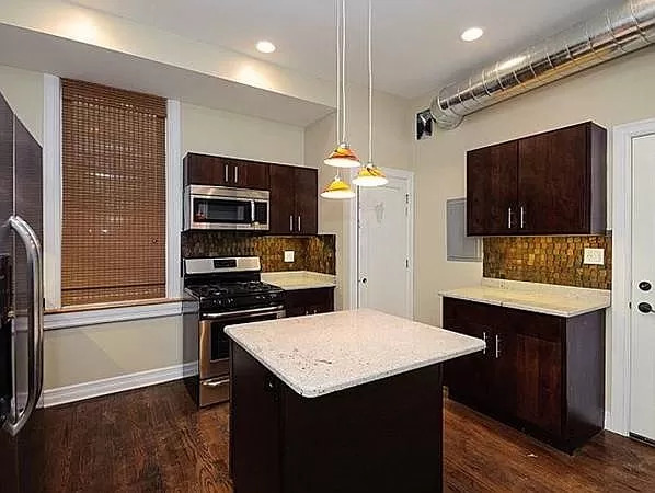 2155 W Potomac Avenue CH-1