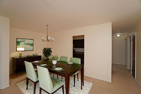 Tiny photo for 834 E Old Willow Road #209, Prospect Heights, IL 60070 (MLS # 12617778)