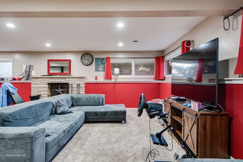 Tiny photo for 1104 New Haven Avenue, Aurora, IL 60506 (MLS # 12519443)