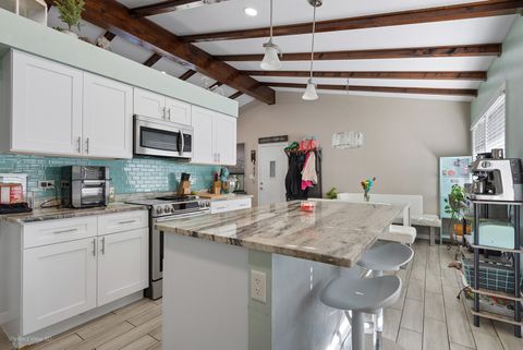 Tiny photo for 1104 New Haven Avenue, Aurora, IL 60506 (MLS # 12519443)