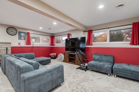 Tiny photo for 1104 New Haven Avenue, Aurora, IL 60506 (MLS # 12519443)