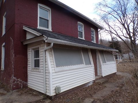 Tiny photo for 1827 Hershey Avenue, Muscatine, IA 52761 (MLS # 12577660)