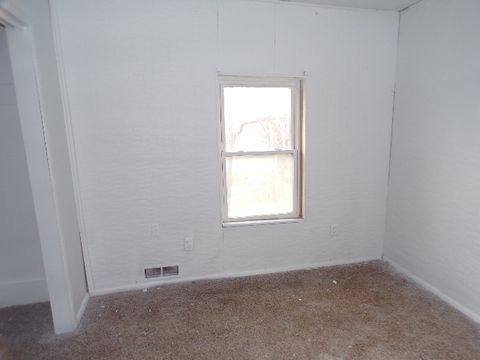 Tiny photo for 1827 Hershey Avenue, Muscatine, IA 52761 (MLS # 12577660)