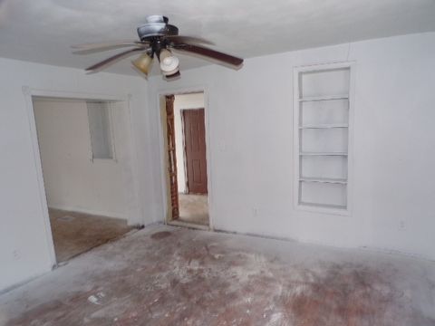 Tiny photo for 1827 Hershey Avenue, Muscatine, IA 52761 (MLS # 12577660)