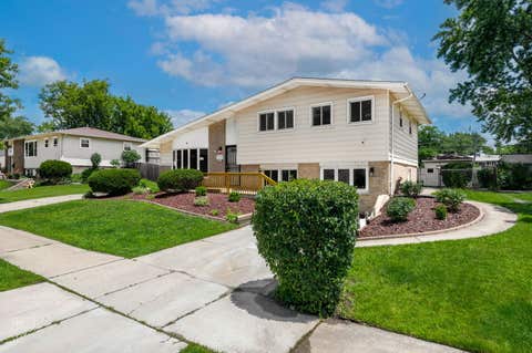 Photo of 14825 Parkside Avenue, Oak Forest, IL 60452 (MLS # 12738178)