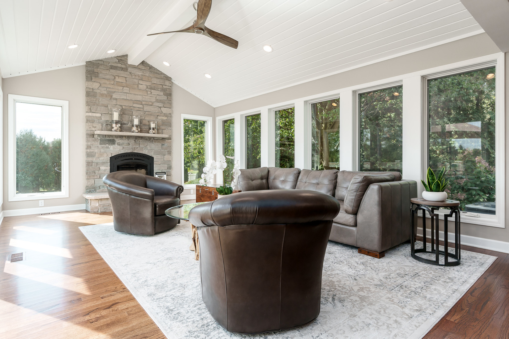 Rockford, Illinois 61107, United States, 4 Bedrooms Bedrooms, ,4 BathroomsBathrooms,Residential,Active,222730