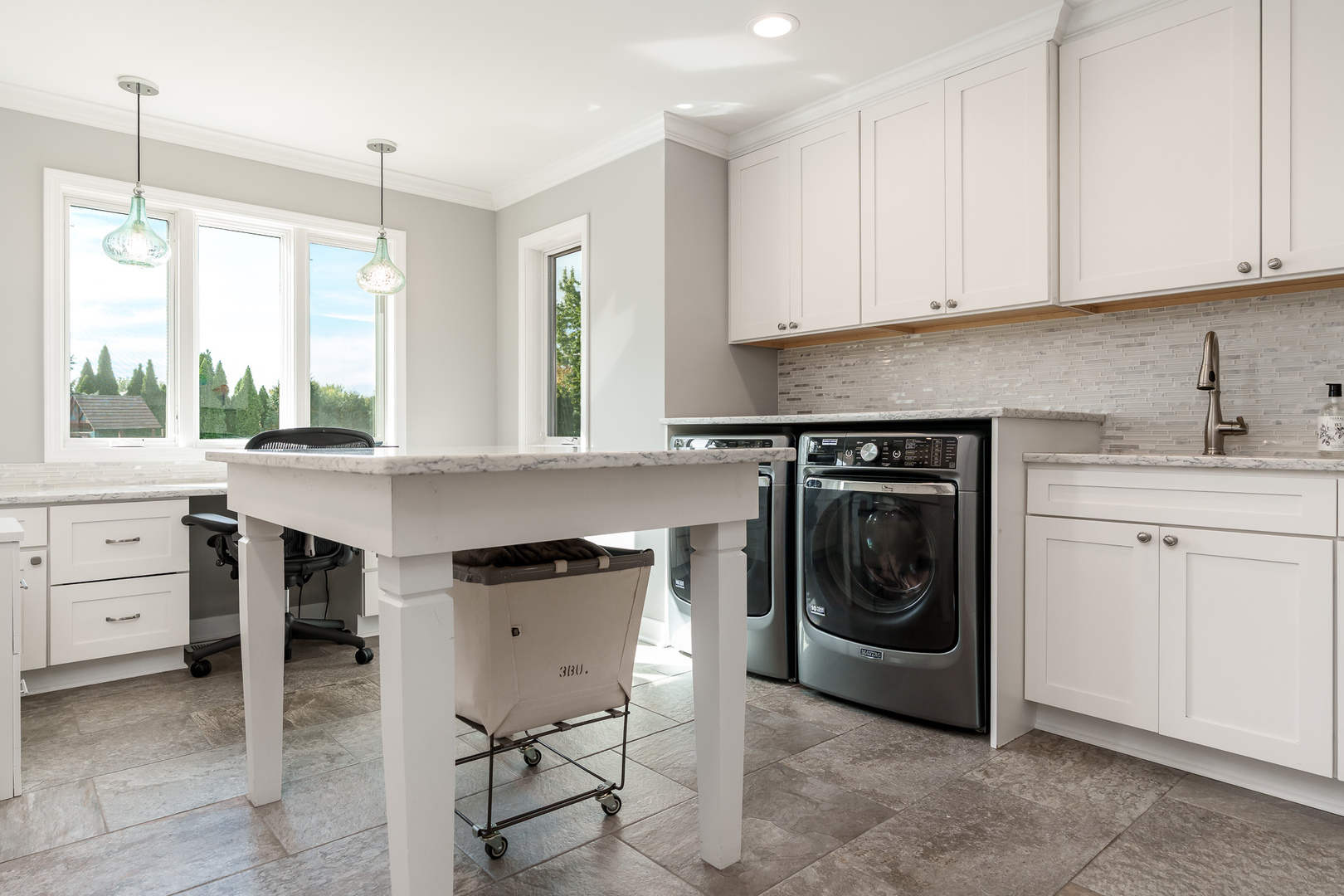 Rockford, Illinois 61107, United States, 4 Bedrooms Bedrooms, ,4 BathroomsBathrooms,Residential,Active,222730