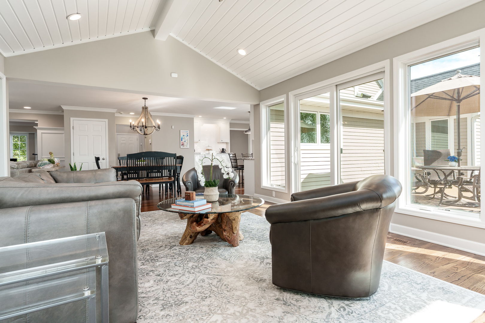 Rockford, Illinois 61107, United States, 4 Bedrooms Bedrooms, ,4 BathroomsBathrooms,Residential,Active,222730