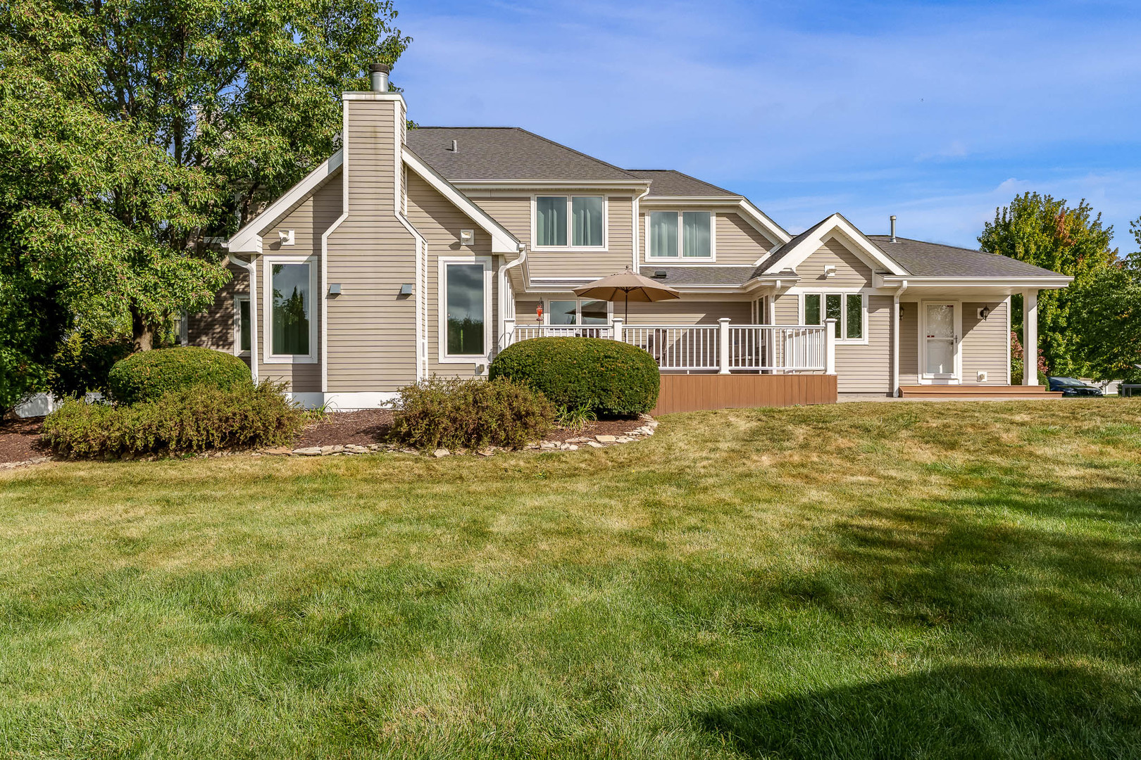 Rockford, Illinois 61107, United States, 4 Bedrooms Bedrooms, ,4 BathroomsBathrooms,Residential,Active,222730