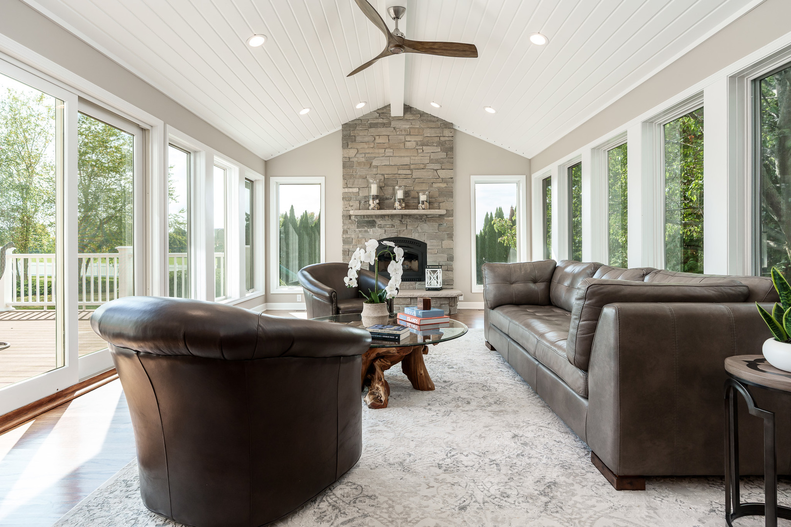 Rockford, Illinois 61107, United States, 4 Bedrooms Bedrooms, ,4 BathroomsBathrooms,Residential,Active,222730