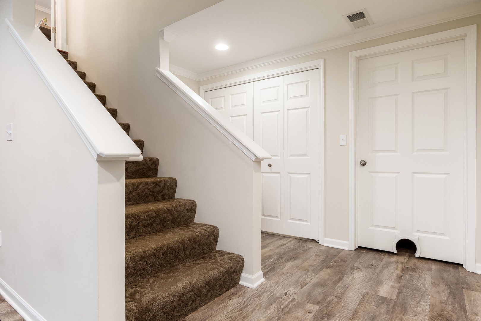 Rockford, Illinois 61107, United States, 4 Bedrooms Bedrooms, ,4 BathroomsBathrooms,Residential,Active,222730