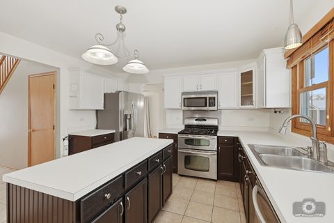 Tiny photo for 1909 Prairie Trail Court, Plainfield, IL 60586 (MLS # 12556220)