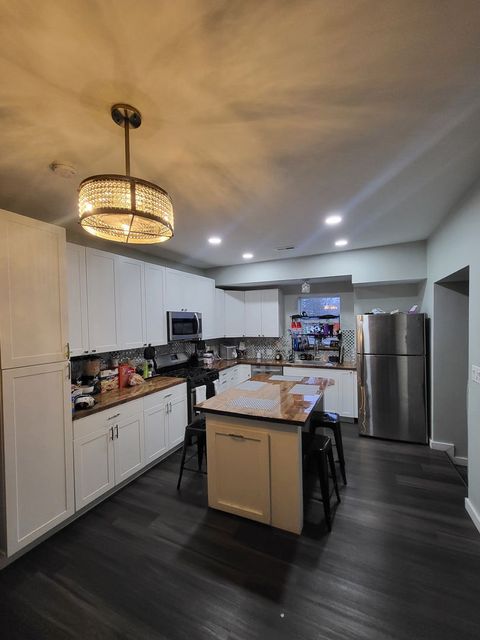 Tiny photo for 7228 39th Street #2W, Lyons, IL 60534 (MLS # 12608696)