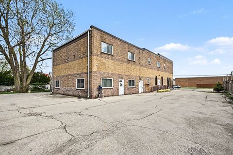 Tiny photo for 7228 39th Street #2W, Lyons, IL 60534 (MLS # 12608696)