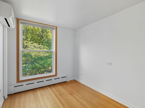 Tiny photo for 1412 E Rochdale Place, Chicago, IL 60615 (MLS # 12486042)