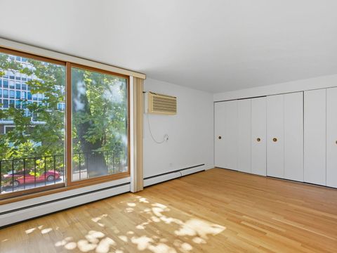 Tiny photo for 1412 E Rochdale Place, Chicago, IL 60615 (MLS # 12486042)