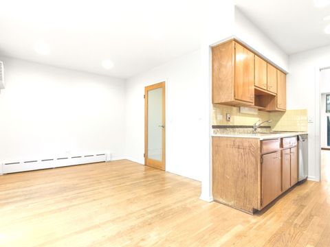 Tiny photo for 1412 E Rochdale Place, Chicago, IL 60615 (MLS # 12486042)