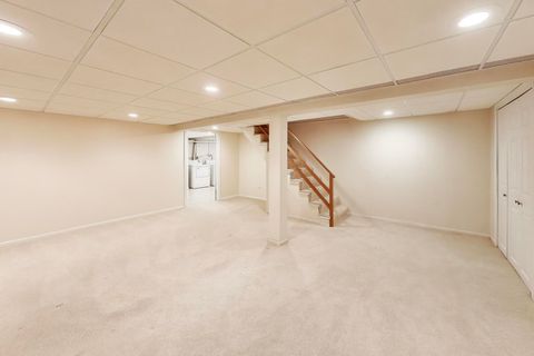 Tiny photo for 621 E Grove Street, Arlington Heights, IL 60005 (MLS # 12623278)