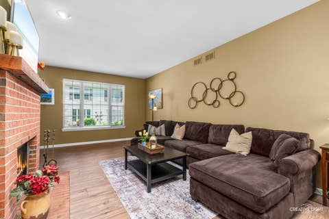 Tiny photo for 374 Wolcott Lane, Batavia, IL 60510 (MLS # 12664196)