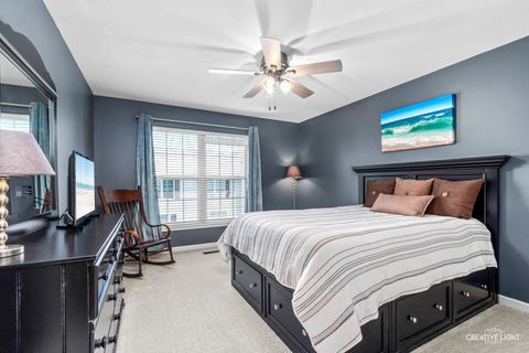 Tiny photo for 374 Wolcott Lane, Batavia, IL 60510 (MLS # 12664196)