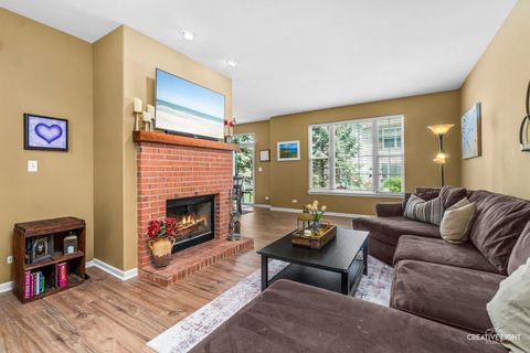 Tiny photo for 374 Wolcott Lane, Batavia, IL 60510 (MLS # 12664196)