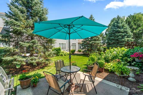 Tiny photo for 374 Wolcott Lane, Batavia, IL 60510 (MLS # 12664196)