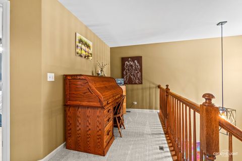 Tiny photo for 374 Wolcott Lane, Batavia, IL 60510 (MLS # 12664196)