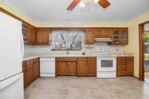 Tiny photo for 6836 W Park Lane Drive, Palos Heights, IL 60463 (MLS # 12696058)