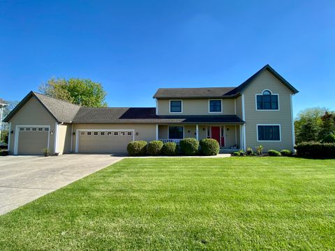 Photo of 1221 S Fox Run Drive, Seneca, IL 61360 (MLS # 12608151)