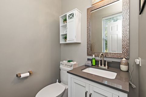 Tiny photo for 360 Fountain Avenue, Elgin, IL 60124 (MLS # 12450642)