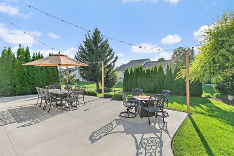Tiny photo for 360 Fountain Avenue, Elgin, IL 60124 (MLS # 12450642)