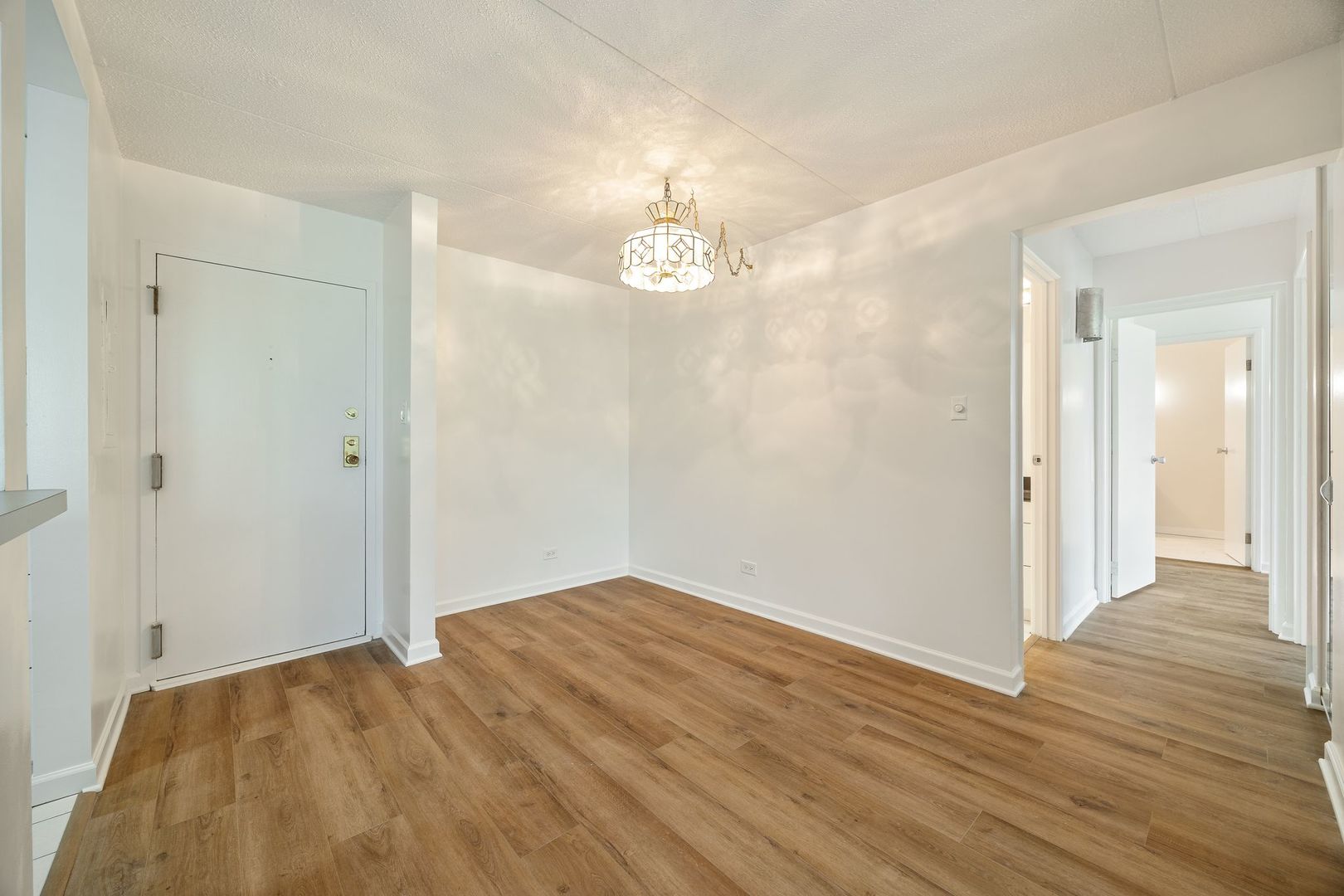 2015 S FINLEY Road 302