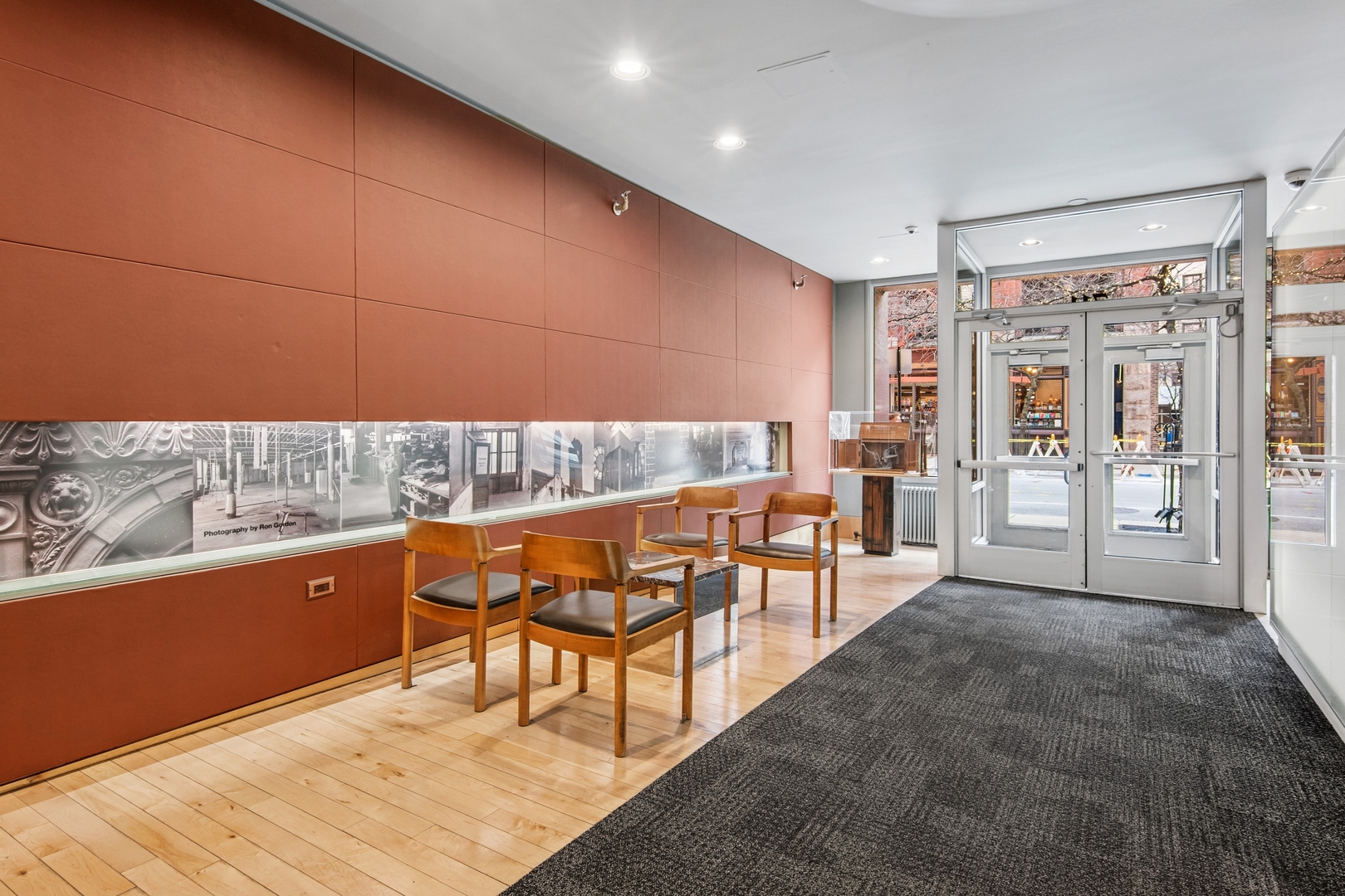 711 S Dearborn Street 204