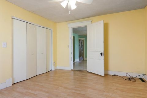 Tiny photo for 109 W Mulberry Street, Bloomington, IL 61701 (MLS # 12516797)