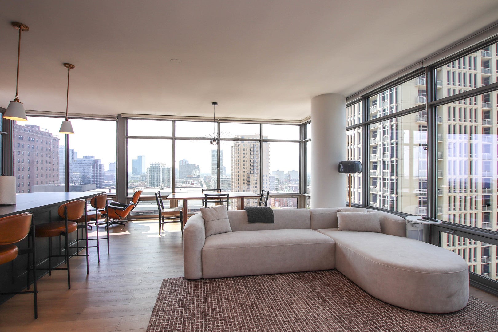 100 E 14TH Street 1706