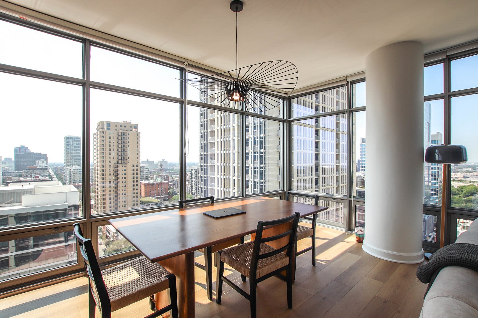 100 E 14TH Street 1706