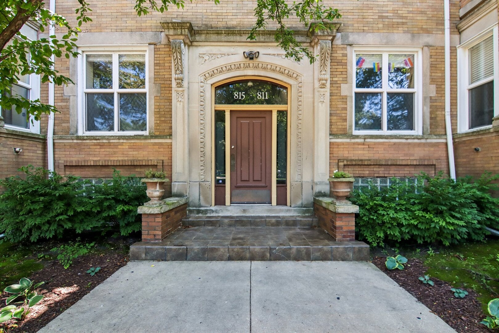815 E DREXEL Square 1