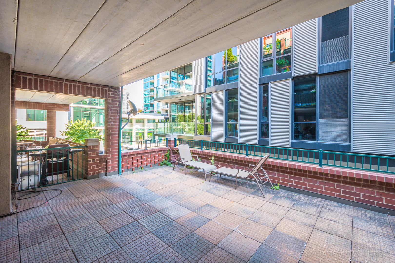 841 W Monroe Street 2B