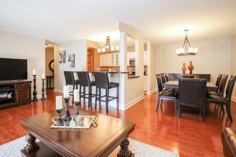 Tiny photo for 1415 E CENTRAL Road #219C, Arlington Heights, IL 60005 (MLS # 12497090)