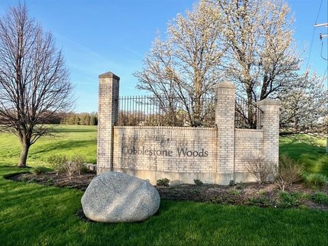 Tiny photo for 2646 Cobblestone Drive, Crystal Lake, IL 60012 (MLS # 12555471)