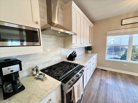 Tiny photo for 2646 Cobblestone Drive, Crystal Lake, IL 60012 (MLS # 12555471)