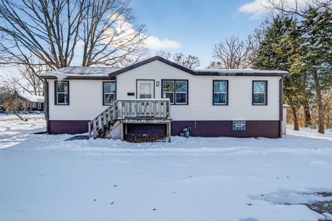 Photo of 808 Mills Road, Joliet, IL 60433 (MLS # 12526368)