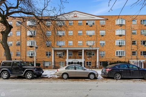 5920 N Kenmore Avenue 519 Chicago IL 60660