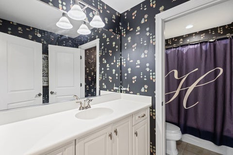 Tiny photo for 1907 Lynn Circle, Libertyville, IL 60048 (MLS # 12651980)